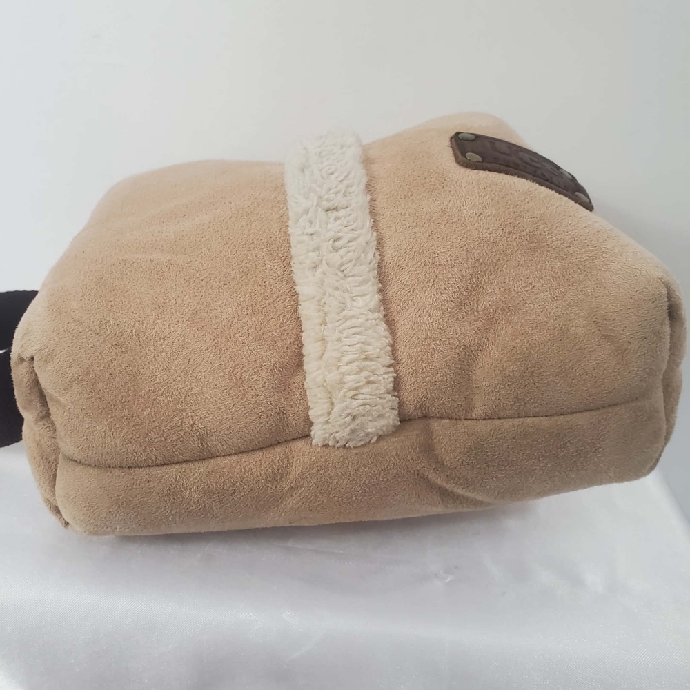 UGG Crossbody Tan And Brown Bag - Picture 7 of 12